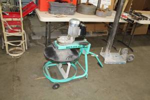 lot 984 image: Imer Mix 60 Commercial Mixer 2-wheel