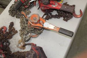 lot 1009 image: Chain Hoist 34 Ton