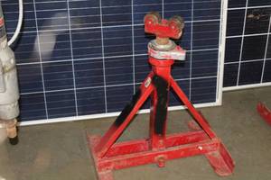 lot 1064 image: Pipe Stand