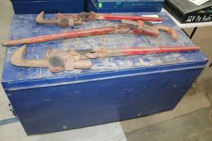 lot 1054 image: Pipe Wrench 48L