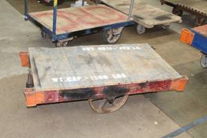 lot 1100 image: Nutting Cart