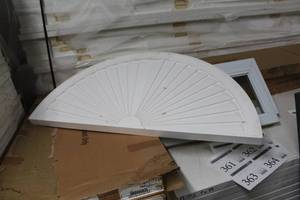 lot 359 image: Fypon Sunburst Window Pediment Half Round White 40Wx20H