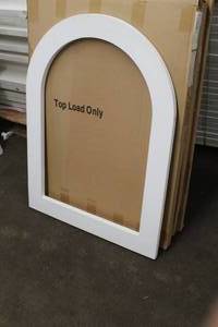 lot 362 image: Cathedral Louver Trim White 3-12THx23-316Wx31-1116H
