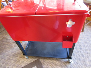 lot 14 image: Rolling cooler, 38Lx19Dx34H...