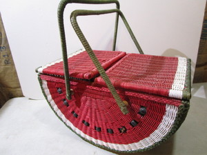 lot 59 image: Watermelon picnic basket...