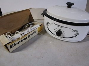 lot 68 image: Nesco 6qt roaster oven, Hamilton Be...