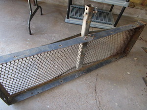 lot 102 image: Receiver hitch carrier platform 60...