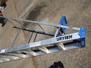 lot 120 image: Keller 8ft step ladder, Type 1, 250...