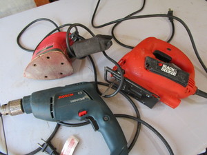 lot 139 image: Toolshop detail sander, Black & Dec...