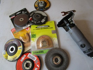 lot 153 image: PowerMate air cut off tool, blades ...