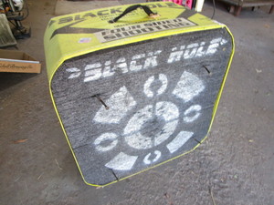 lot 184 image: Black Hole archery target, 20x10.7...