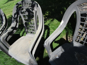 lot 189 image: Stacking patio chairs, set of 5...