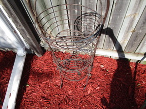 lot 206 image: Basket garden stand, approx 48H...
