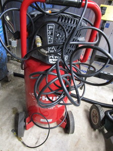 lot 8 image: Husky air compressor, 12 gallon, 13...