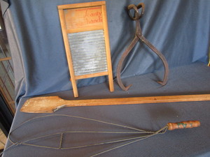 lot 38 image: Antique rug beater - offset handle,...