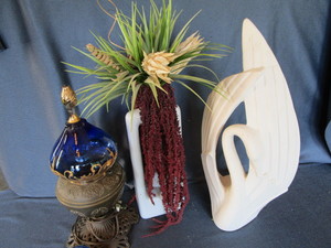lot 238 image: Haeger vases 14.5 and swan 20.5 ...