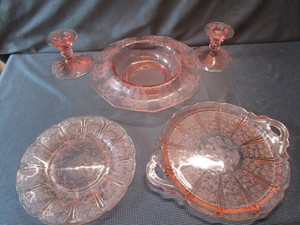 lot 256 image: Pink Depression glass console set ...