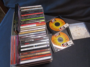 lot 268 image: Music CDs, 35...