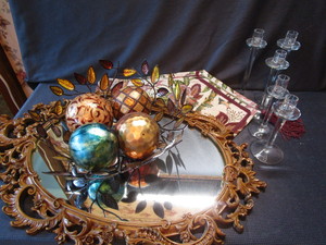 lot 269 image: Wall mirror 20x29 Syroco, candle s...