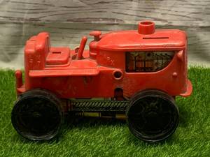 lot 34 image: Vintage Marks Diesel LM77 Tractor