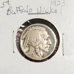 lot 14 image: 4 BUFFALO NICKELS 1923 1929-D 1934 1936