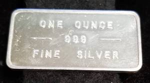 lot 17 image: 1 TROY OZ. .999 FINE SILVER BAR BACHE