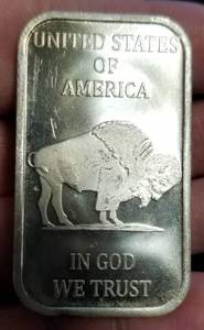 lot 32 image: 1 TROY OZ. .999 FINE SILVER BAR INDIAN BUFFALO DESIGN