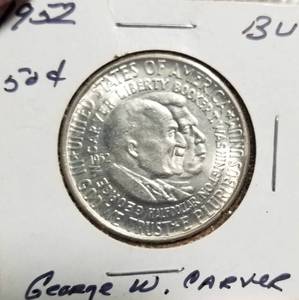 lot 45 image: 1952 WASHINGTON-CARVER US HALF DOLLAR SILVER COMMEMORATIVE