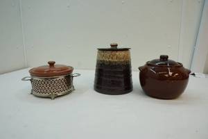 Vintage Bean crock , cookie jar