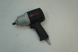 Impact wrench