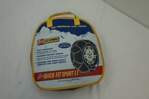 Tire chain pair