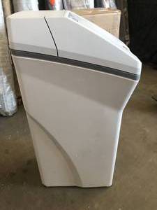 lot 5 image: 30,000 Grain Water Softener by GE- customer return - see pictures