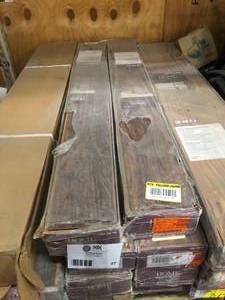 lot 27 image: Sorted pallet of mixed size & color laminated flooring - 18 cases- see pictures