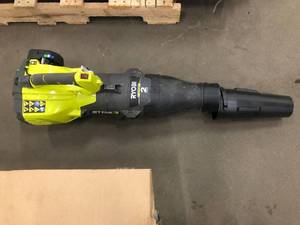 lot 40 image: 160 MPH 520 CFM 25cc Gas Jet Fan Blower by RYOBI- used - see pictures