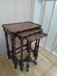 lot 37 image: Colbys Nesting Tables
