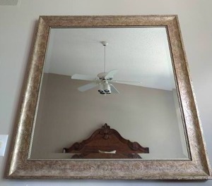 lot 84 image: Hanging Wall Mirror
