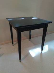 lot 102 image: Square End table