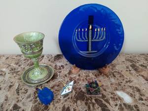 lot 64 image: Collection of Jewish Dcor