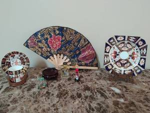 lot 67 image: Collection of Asian Dcor