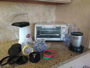 lot 170 image: Collection of Kitchen Appliances