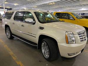 lot 6 image: 2007 Cadillac Escalade ESV AWD