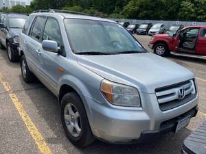 lot 3 image: 2008 Honda Pilot SE 4x4