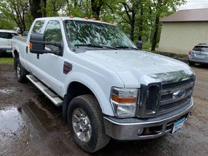 lot 5 image: 2008 Ford F-350 Lariat 4x4 Crew Cab Diesel