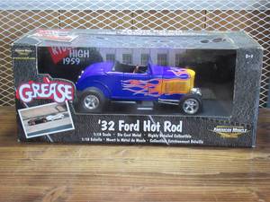 lot 26 image: Ertl Collectable - Grease - American Muscle - 32 Ford Hot Rod - 118 Die Cast