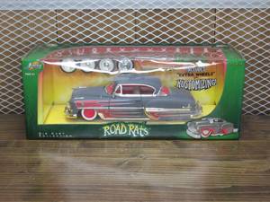lot 29 image: Jada Die Cast Collectable - Road Rats - 53 Chevy Bel Air - 124 Scale - Extra wheels