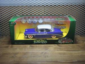lot 44 image: Jada - Road Rats - 56 Chevy Bel Air - 124 Scale Die Cast Collectable with extra wheels