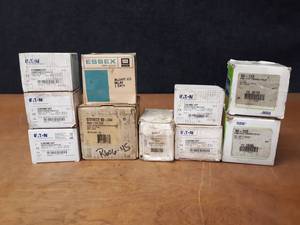 lot 1874 image: Lot of (10) HVAC Definite Purpose Contactors and Relays - Eaton and More