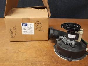 lot 1885 image: NEW Packard Inc Flue Exhaust Blower - Part No. X89-593