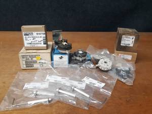 lot 1889 image: Lot of Assorted HVAC Parts