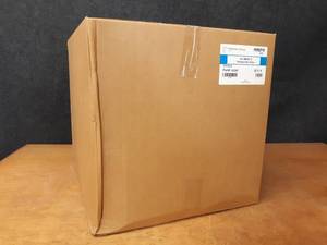 lot 2033 image: New Sealed Case of (6) Air Filters 20 x 20 x 4 - MERV 8